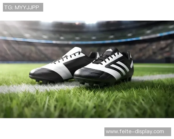 最帅足球鞋之选盘点 探索球星们独特的球场魅力与时尚风范 最帅足球鞋之选盘点 探索球星们独特的球场魅力与时尚风范